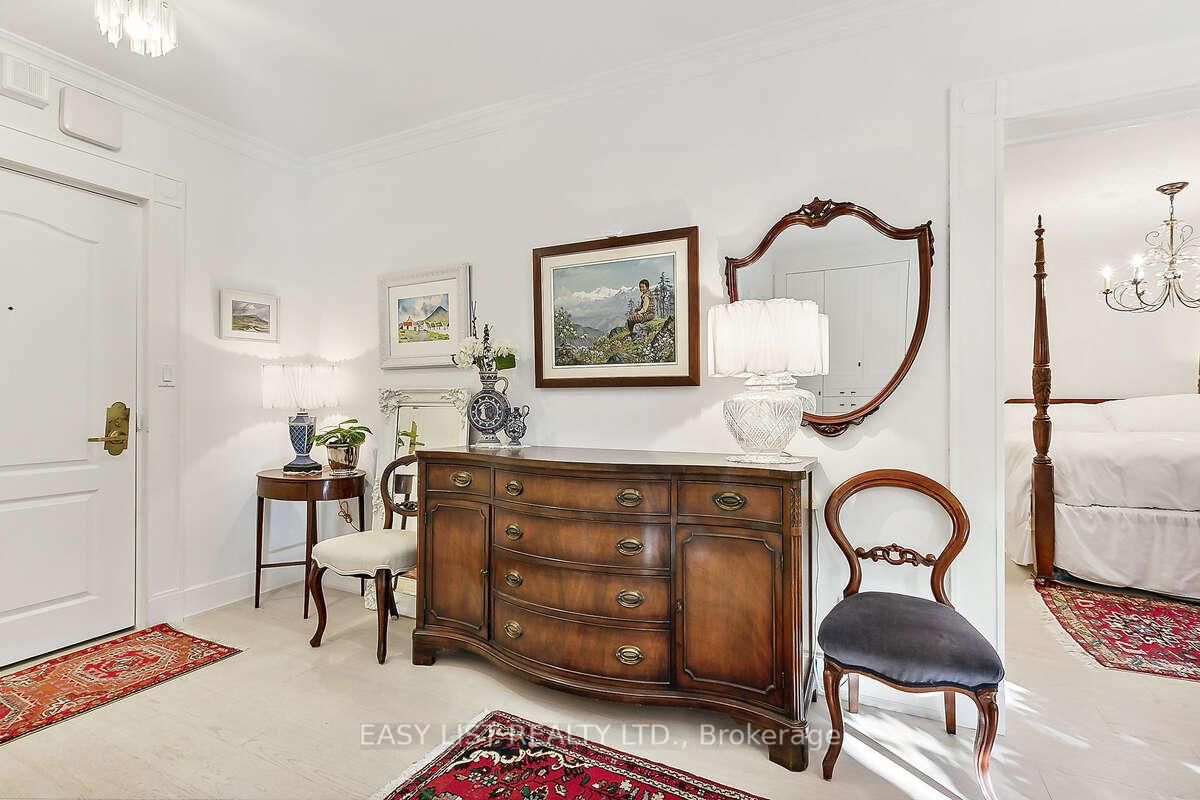 21 Dale Avenue • #333 • Toronto, ON photo 10