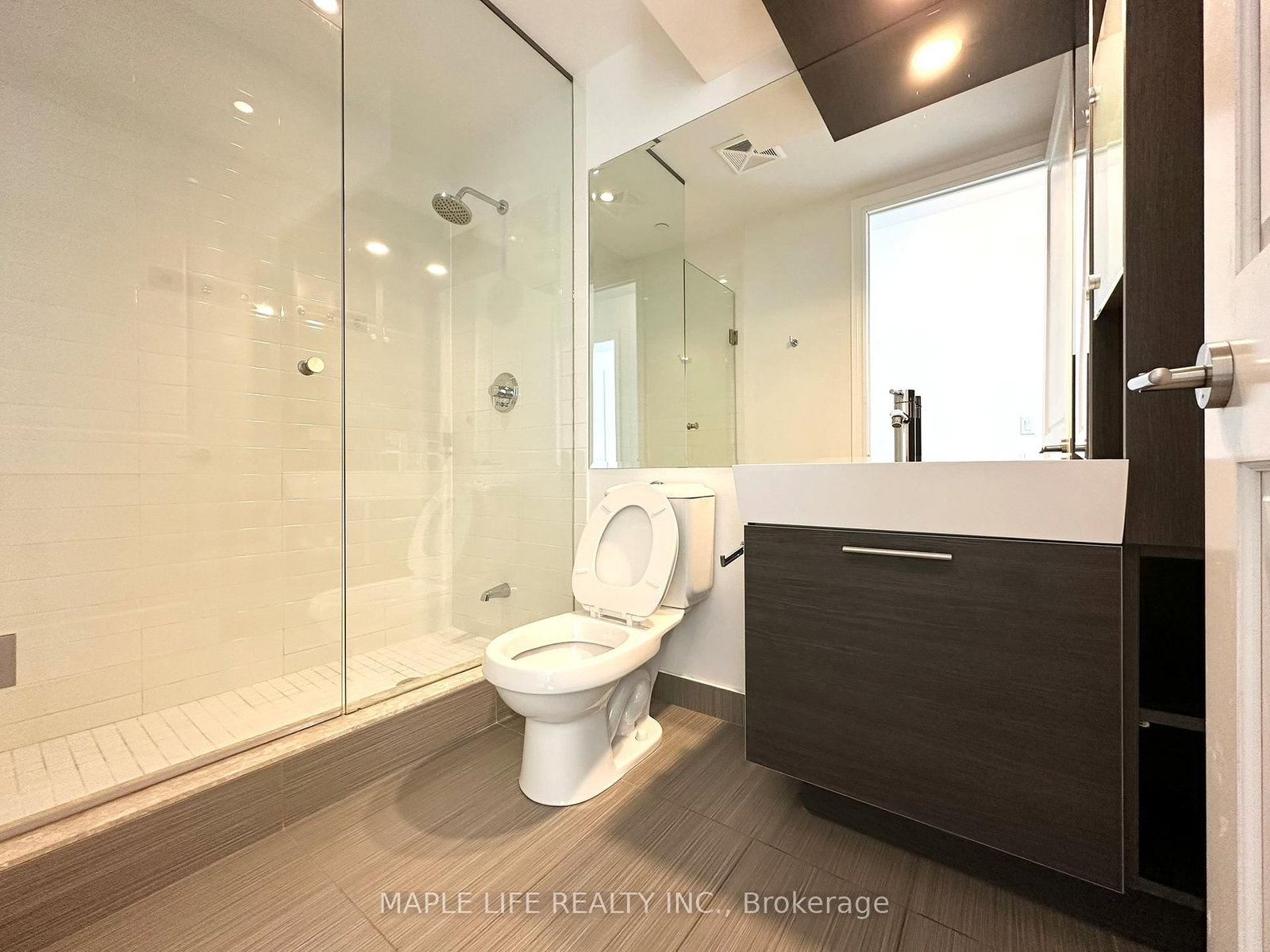 388 Yonge Street • #6110 • Toronto, ON photo 13