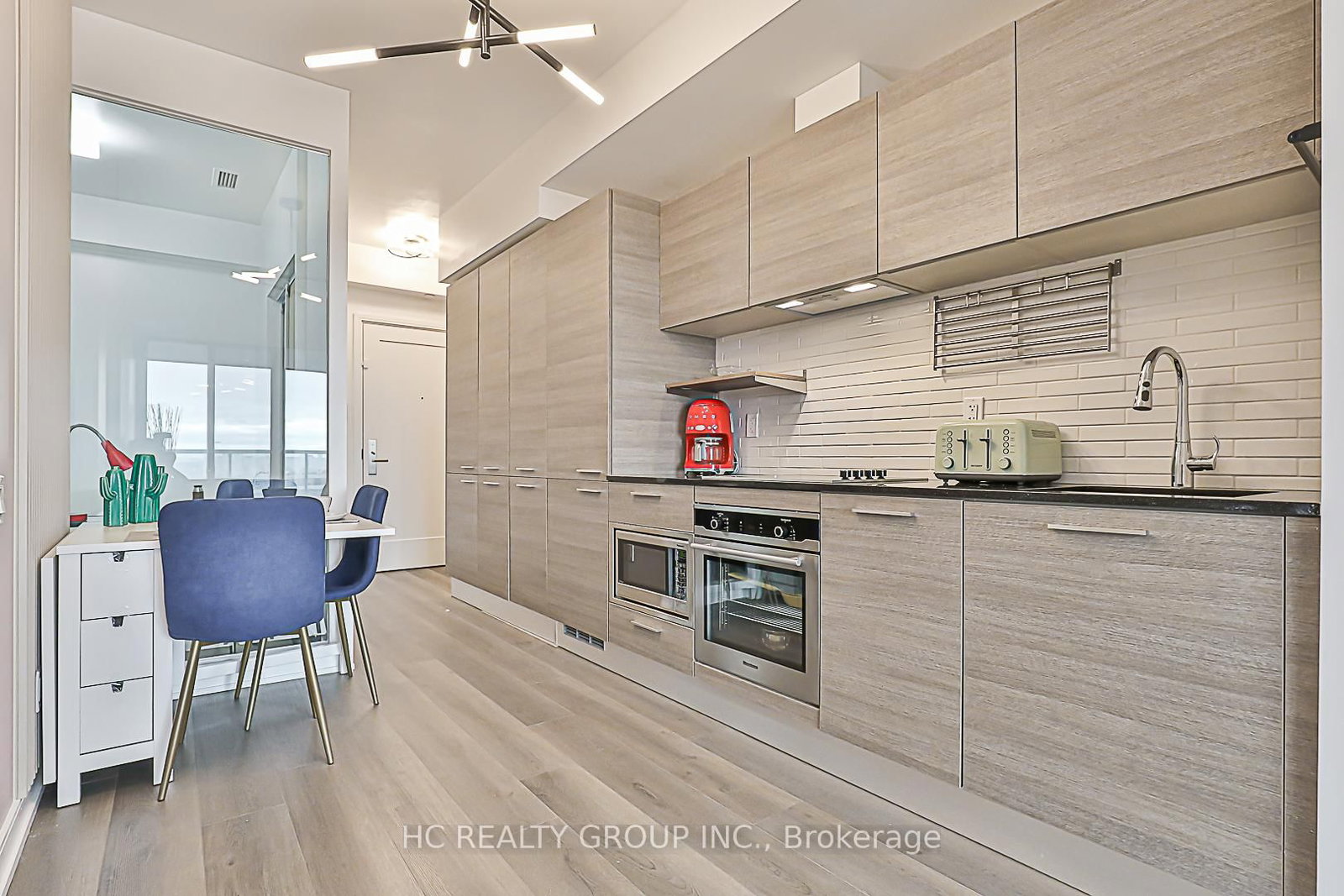 3 Gloucester Street • #3912 • Toronto, ON photo 8
