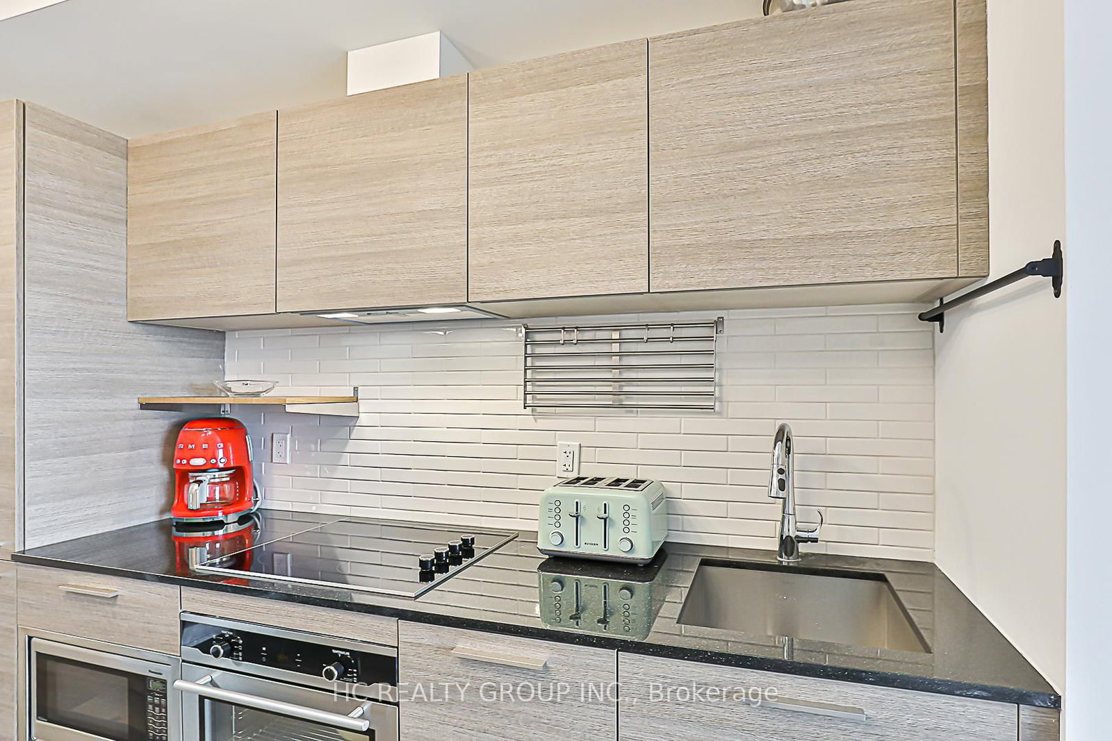 3 Gloucester Street • #3912 • Toronto, ON photo 9
