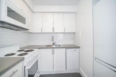 Unit 1204 — 55 Isabella Street — photo 6