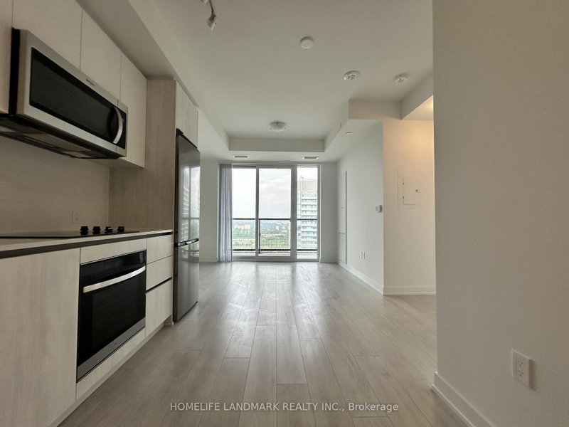 home for lease on 3112-5858 Yonge Street