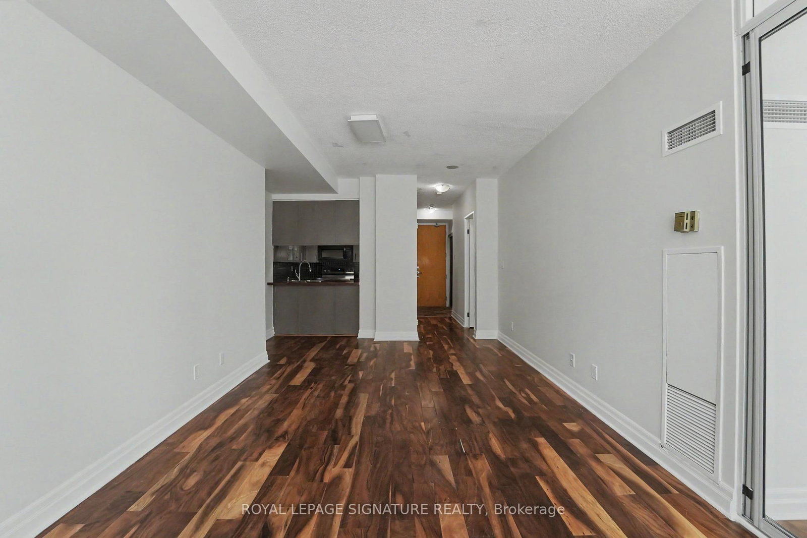 70 Alexander Street • #406 • Toronto, ON photo 10