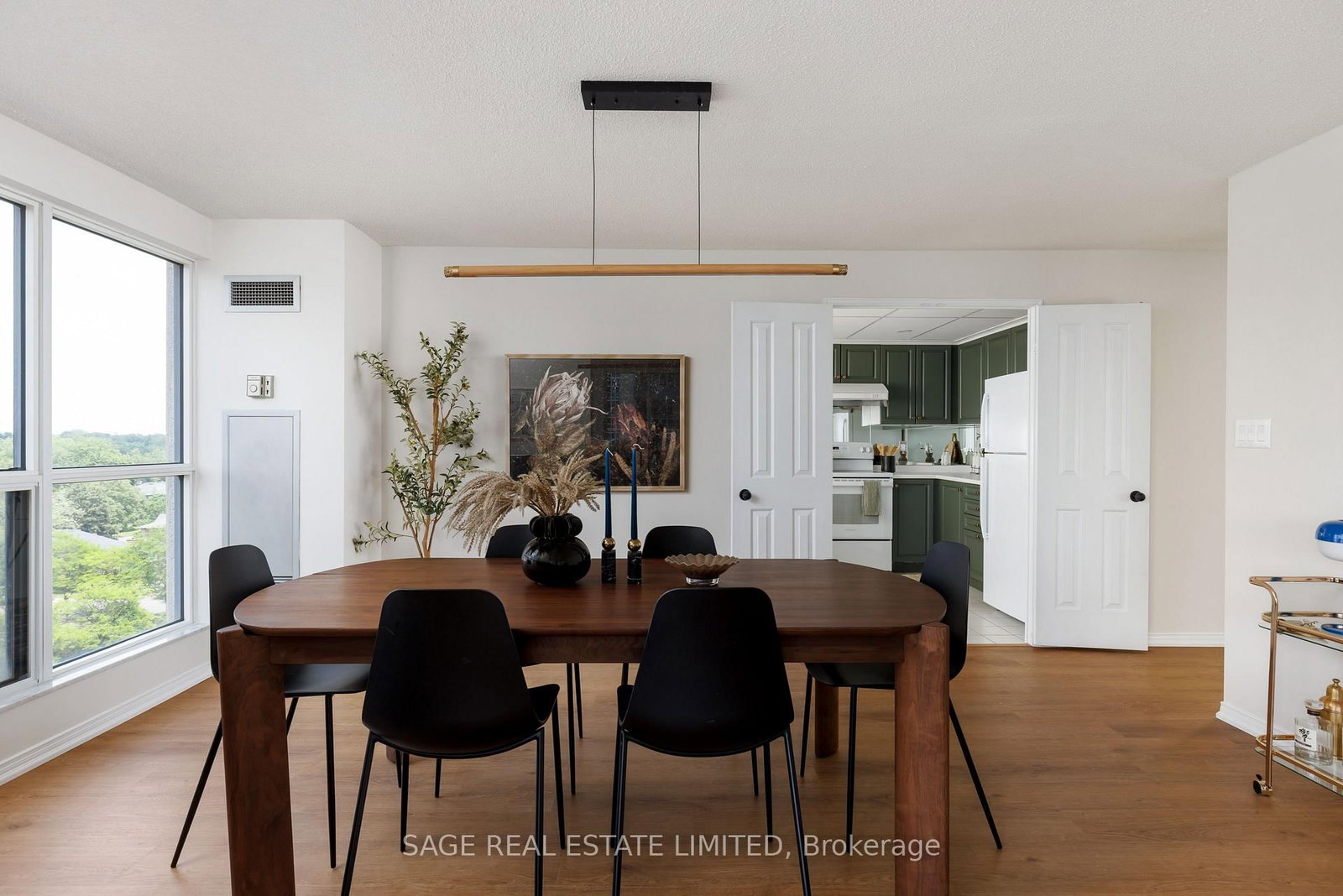 28 Hollywood Avenue • #811 • Toronto, ON photo 15