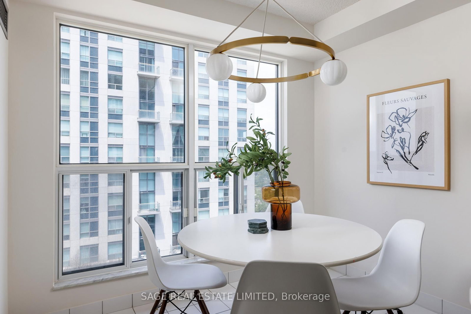 28 Hollywood Avenue • #811 • Toronto, ON photo 24