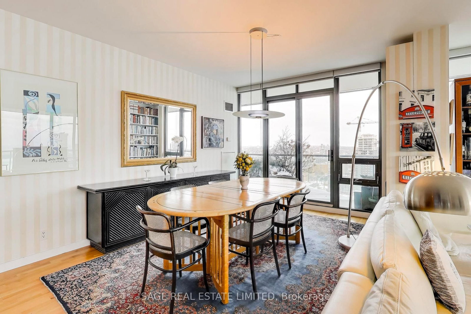33 Lombard Street • #4004 • Toronto, ON photo 12