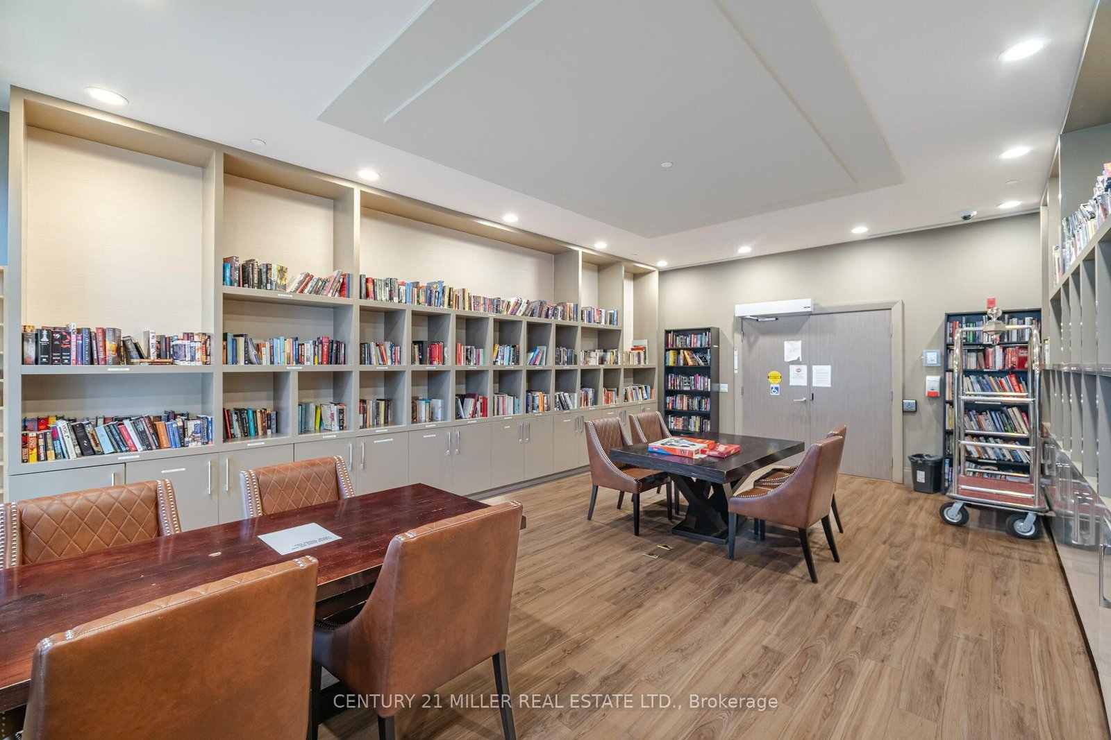35 Saranac Boulevard • #Ph08 • Toronto, ON photo 25
