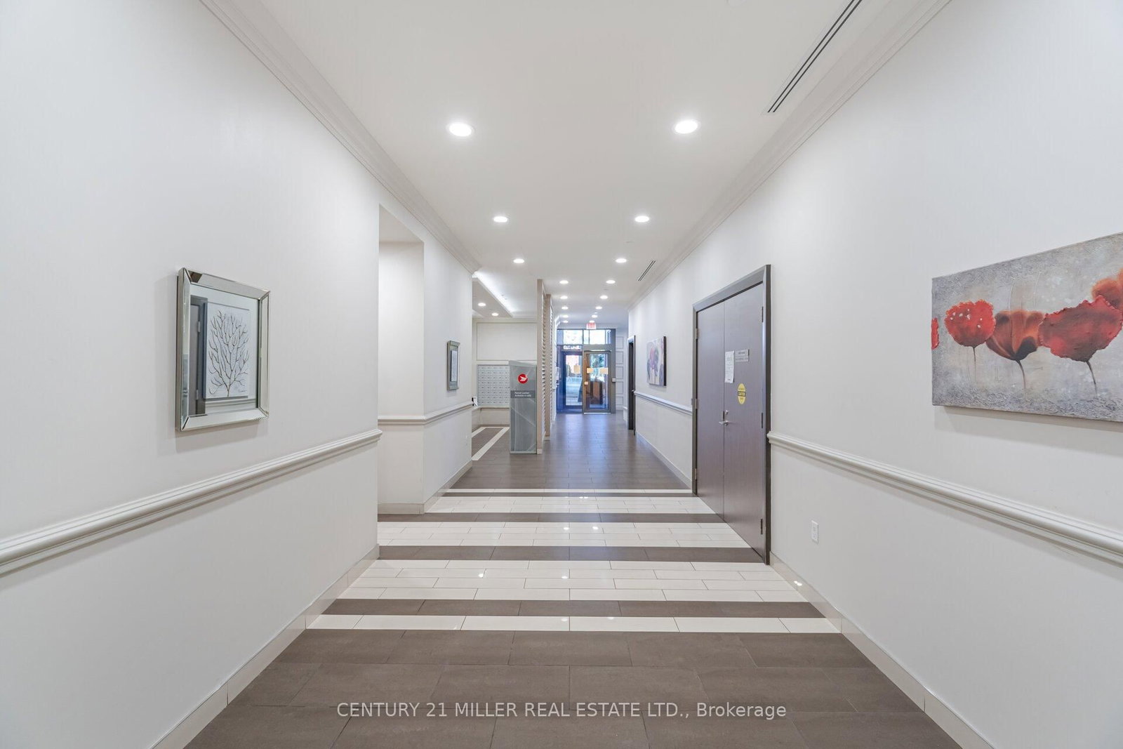 35 Saranac Boulevard • #Ph08 • Toronto, ON photo 6