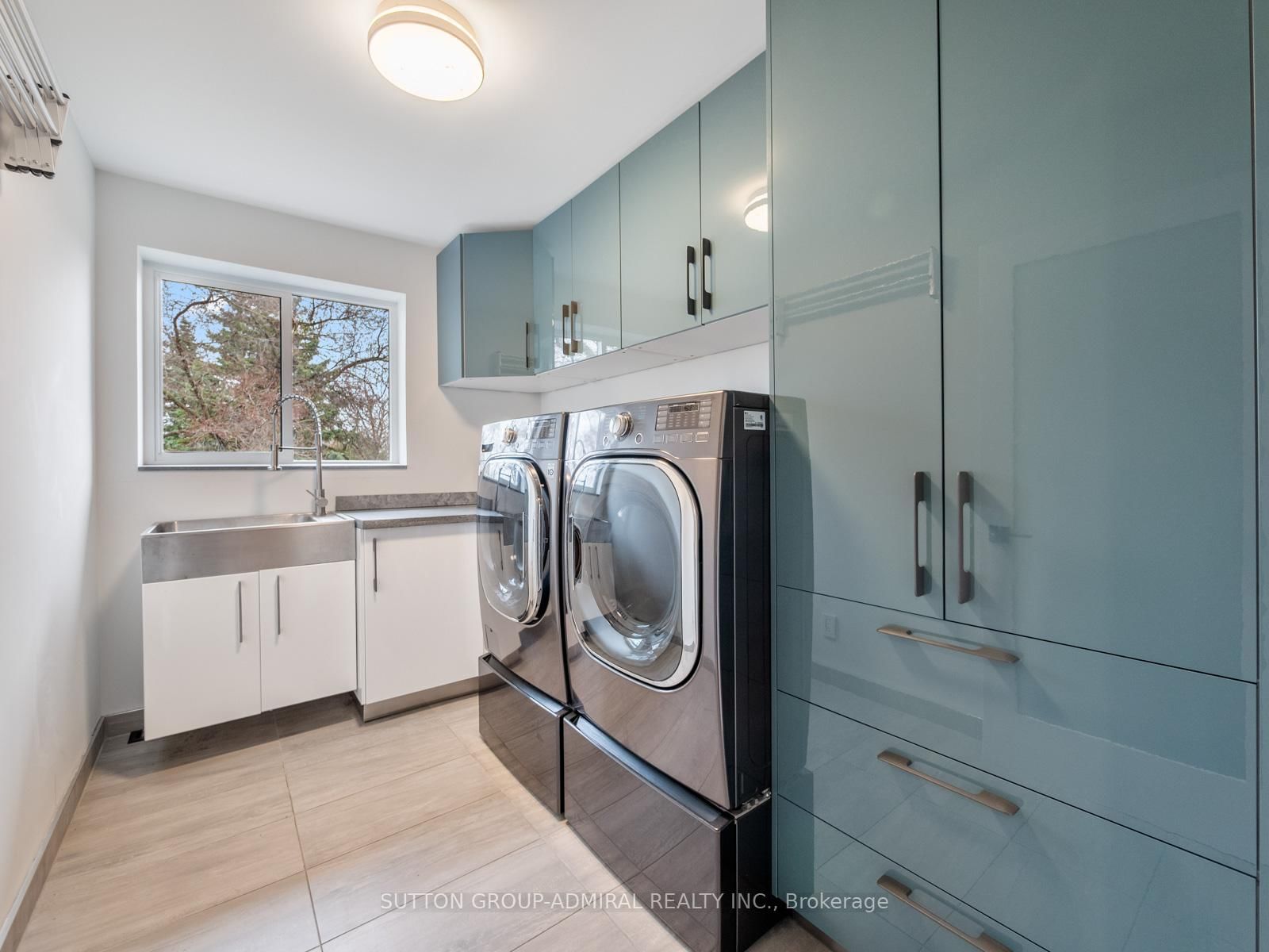 8 Foxdale Court • Toronto, ON photo 36