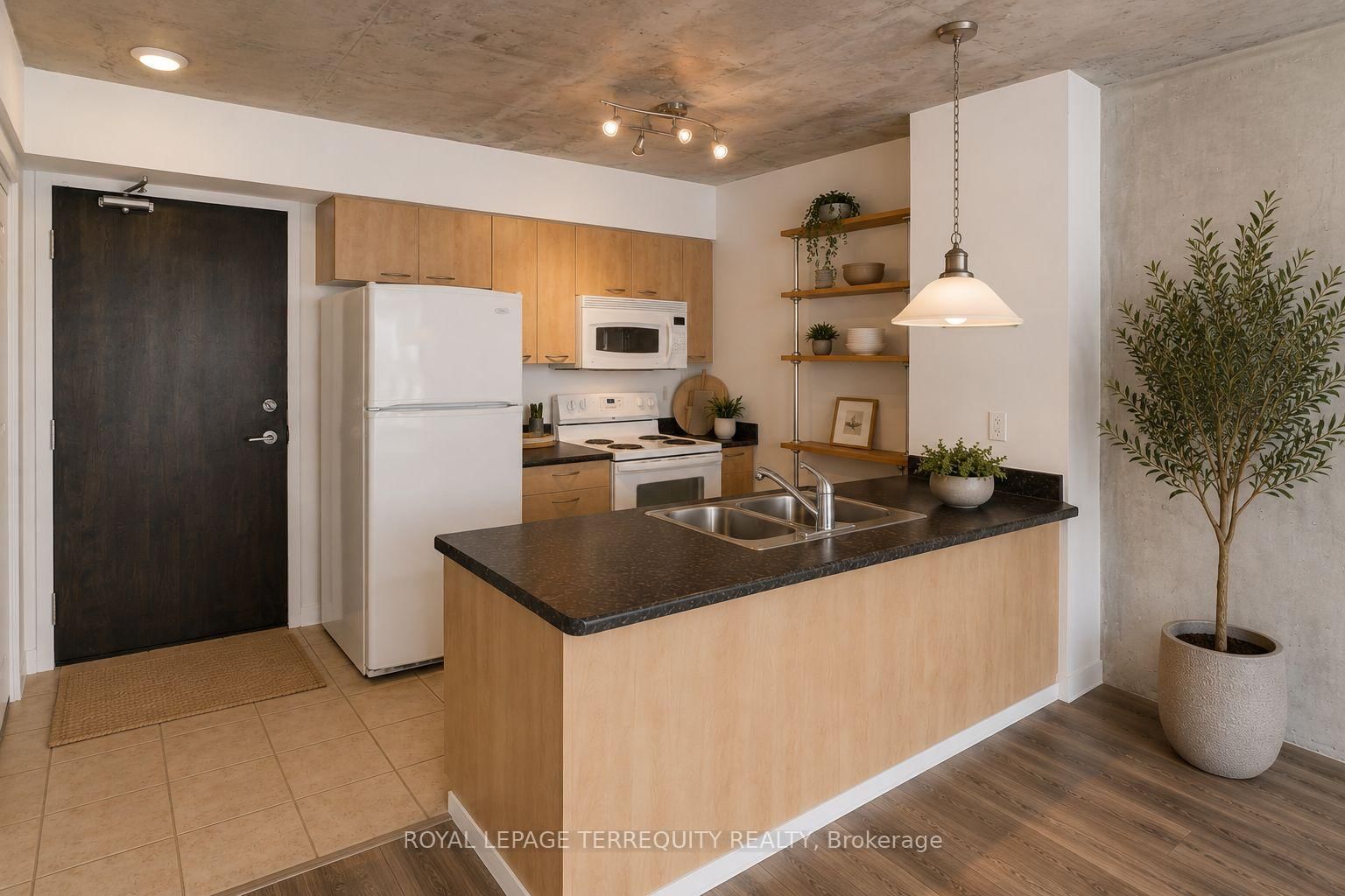 22 E Wellesley Street • #1307 • Toronto, ON photo 16