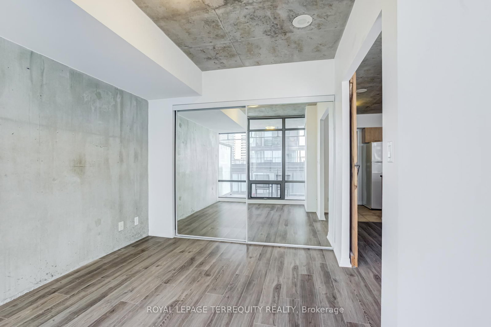 22 E Wellesley Street • #1307 • Toronto, ON photo 26