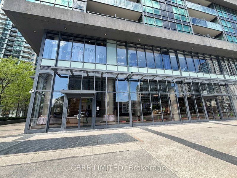 5170 Yonge St photo 1