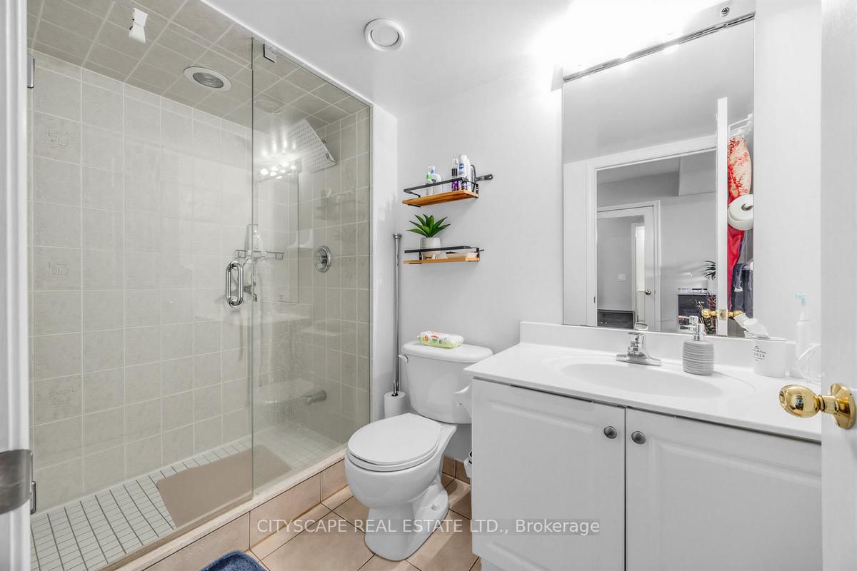 1730 Eglinton Toronto,Ontario M4A 2X9 — Photo 13