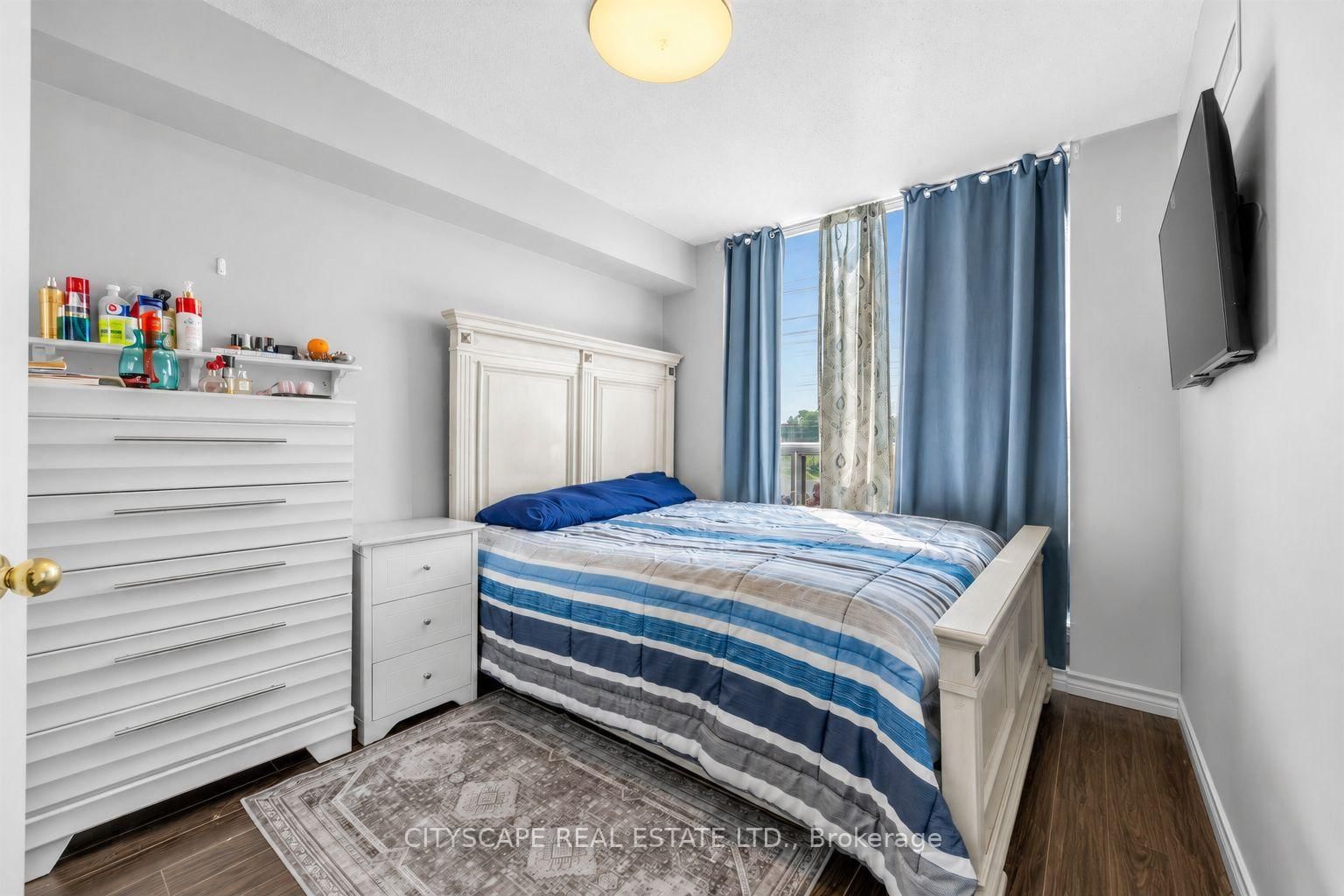 1730 Eglinton Toronto,Ontario M4A 2X9 — Photo 17