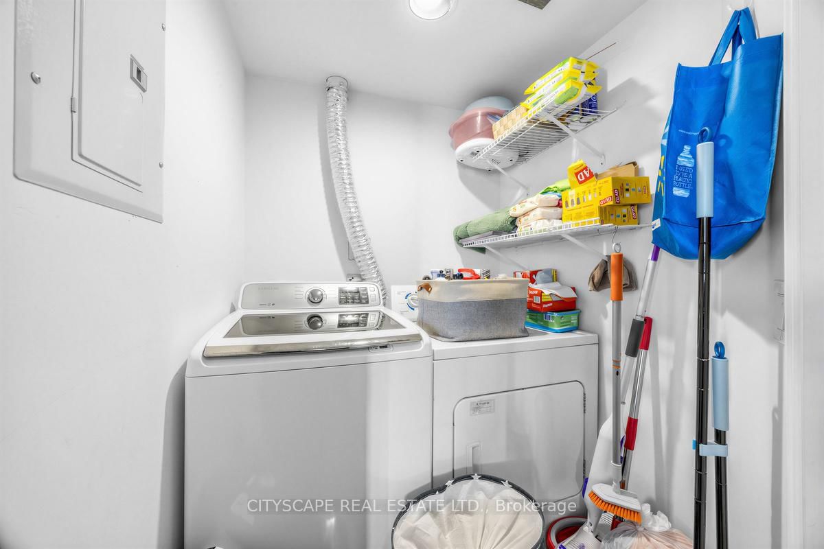 1730 Eglinton Toronto,Ontario M4A 2X9 — Photo 19