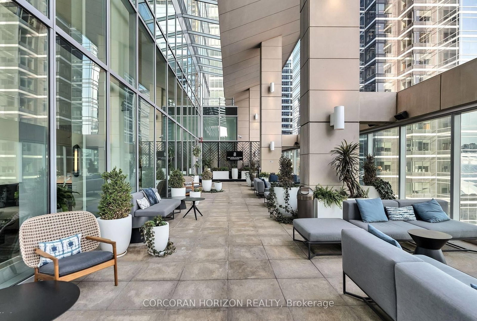 183 Wellington Street W • #2403 • Toronto, ON photo 38