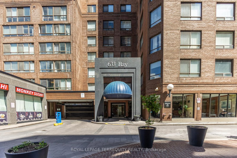 2302 - 633 Bay Street