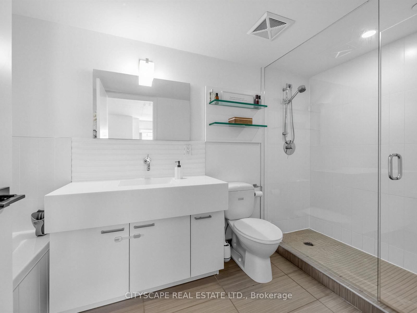 55 Stewart Street • #924 • Toronto, ON photo 18