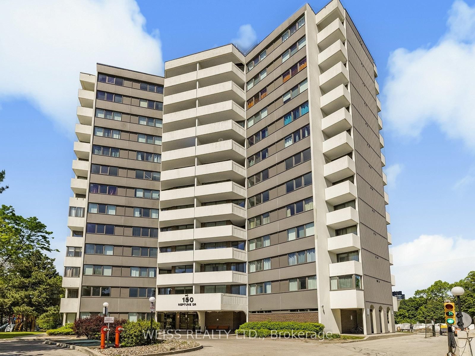 202-150 Neptune Drive, Toronto, ON, photo 2