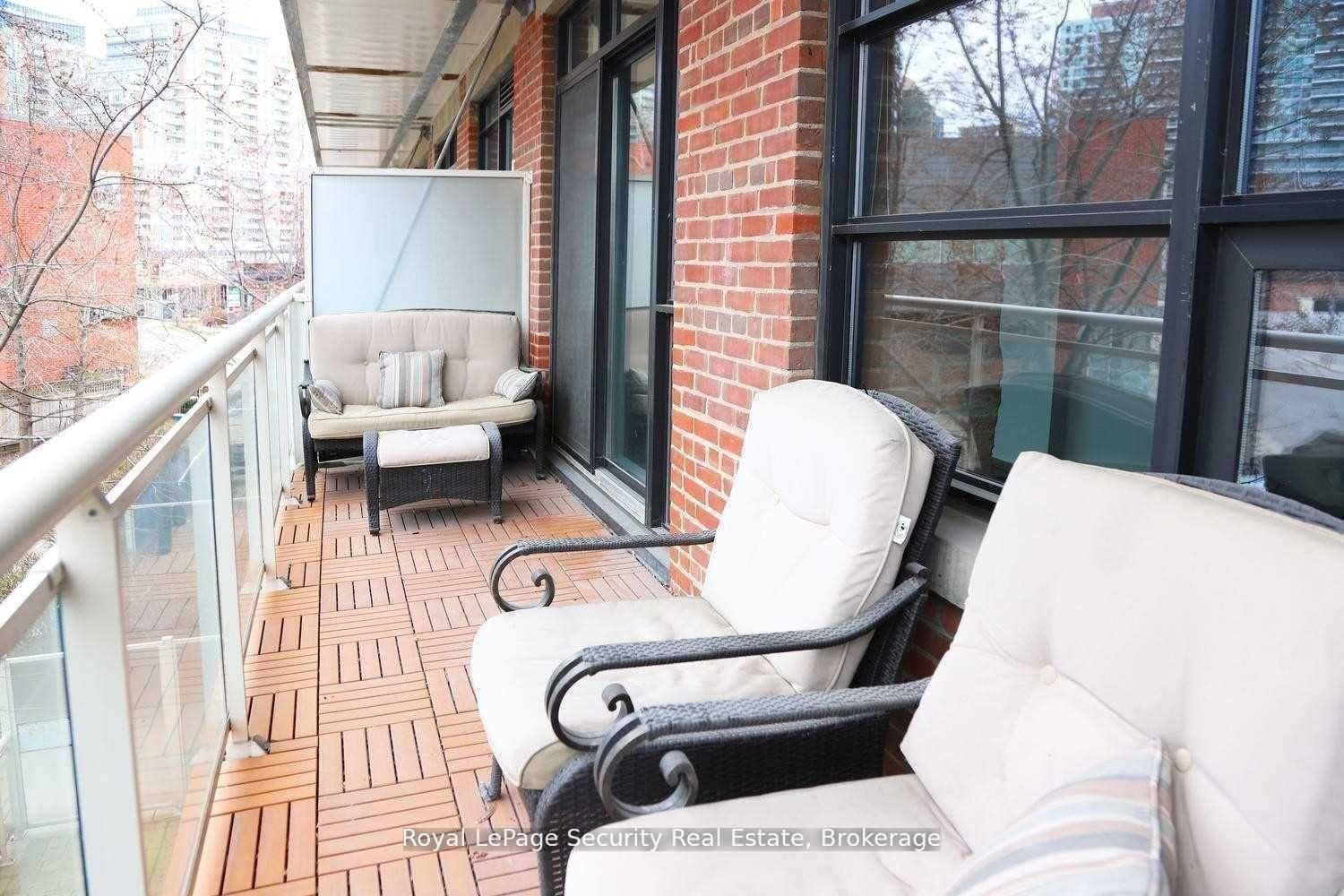 43 Hanna Avenue • #208 • Toronto, ON photo 22