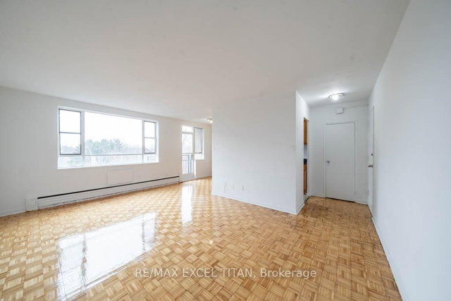 111 - 2895 Bathurst Street