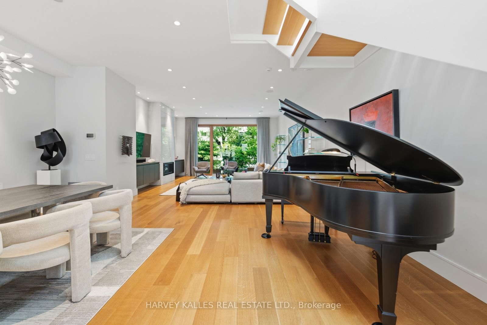 67 W Heath Street • Toronto, ON photo 25