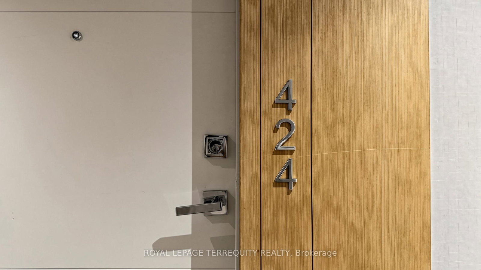 424-99 The Donway, Toronto, ON