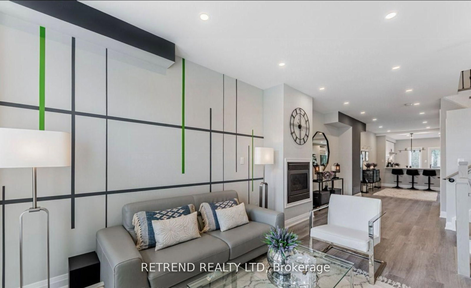 8H Hycrest Avenue, Toronto, ON, photo 3