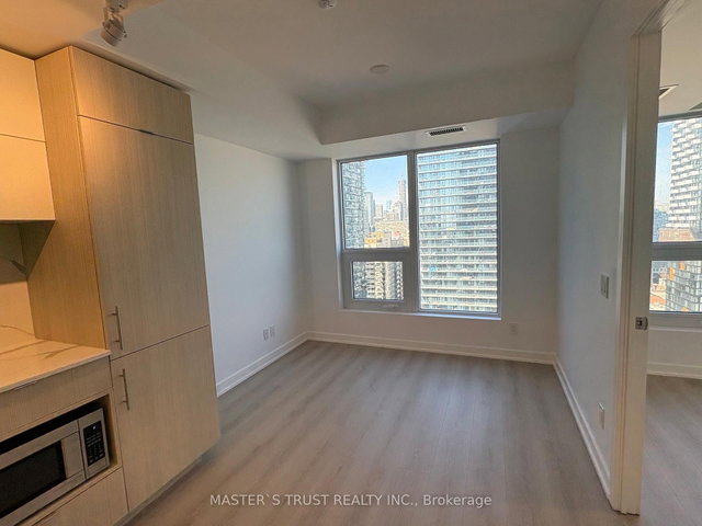 2302 - 100 Queen Street E