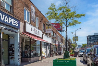 1532-1534 Eglinton Avenue W — photo 3