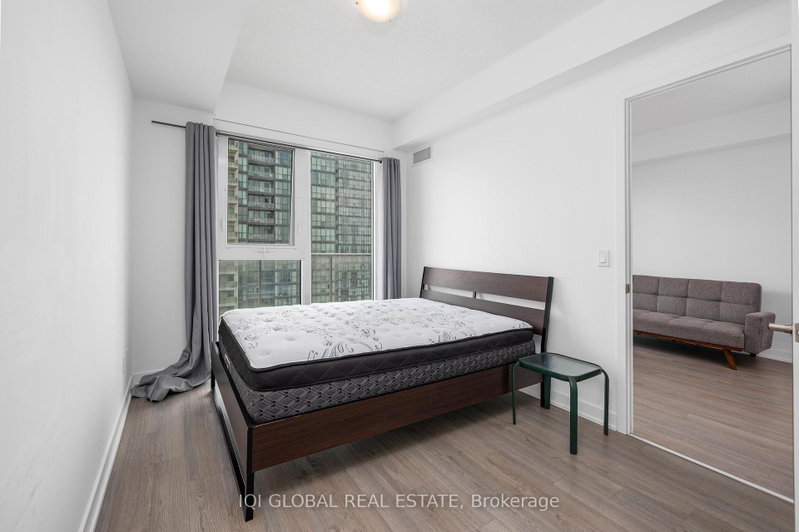 1809 - 5180 Yonge Street