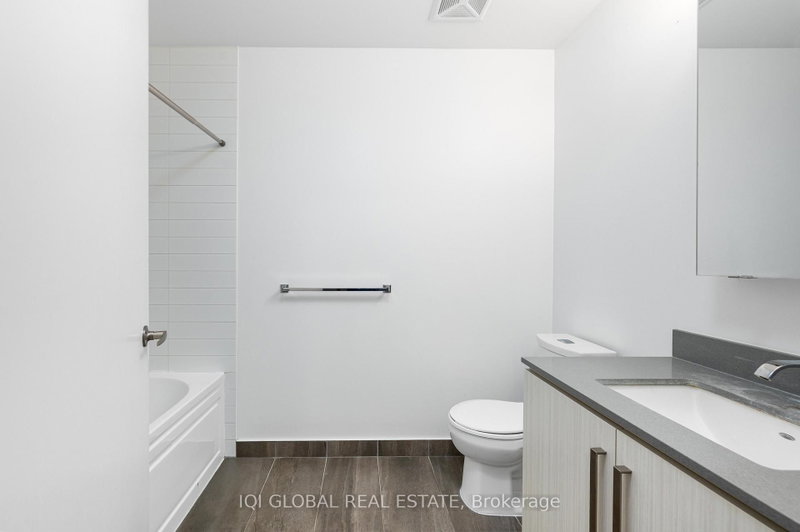 1809 - 5180 Yonge Street