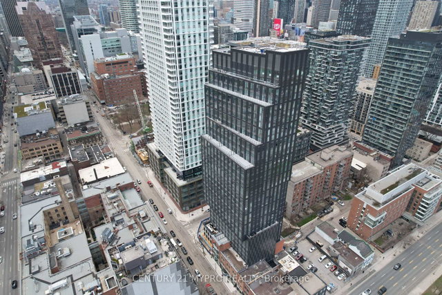 1507 - 100 Queen Street E
