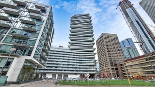 907 - 15 Queens Quay E