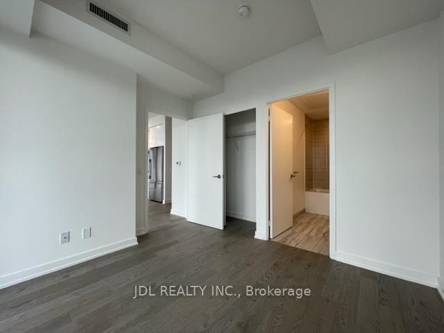 25 Richmond Street E, Unit 1505