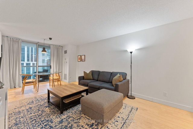 412 - 323 Richmond Street E