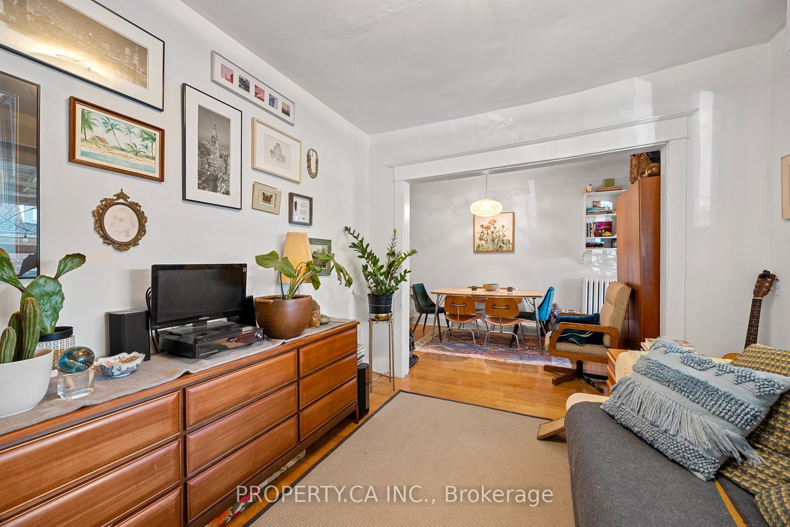 396 Roxton Road • Toronto, ON photo 23