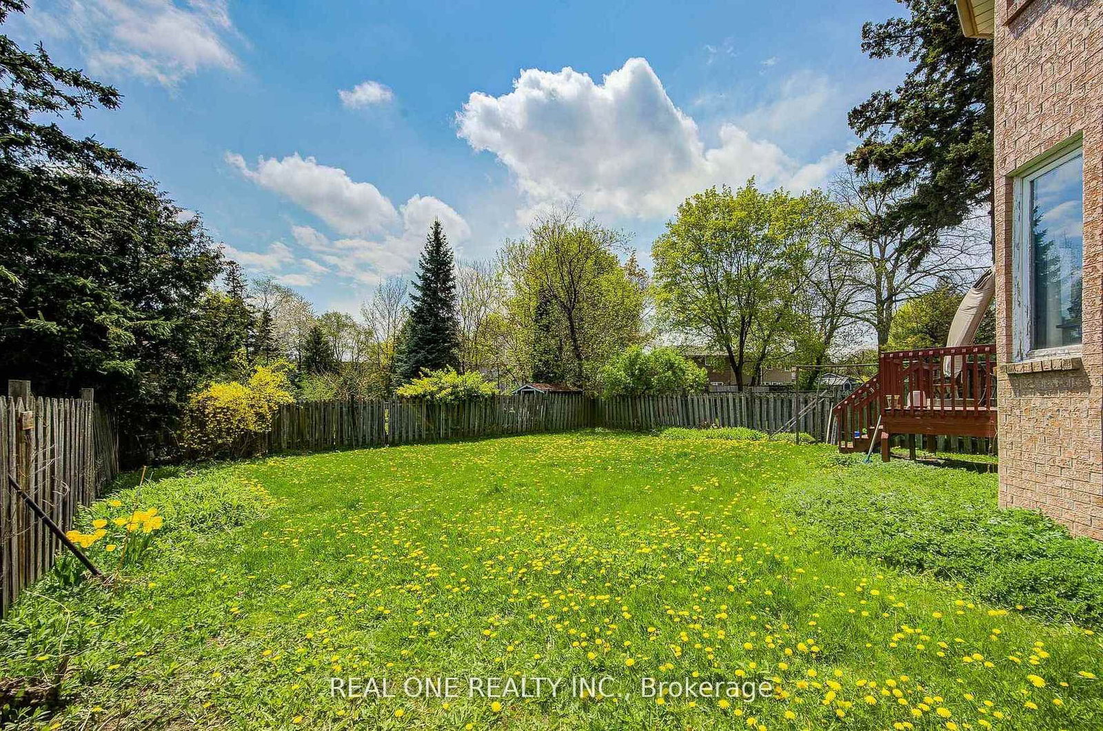 261 Mckee Avenue • Toronto, ON photo 39
