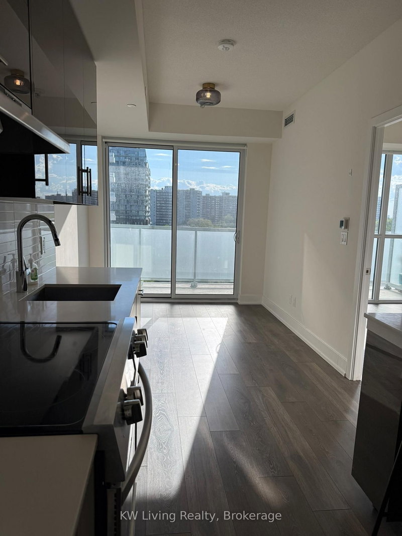 home for lease on 706-188 Fairview Mall Drive