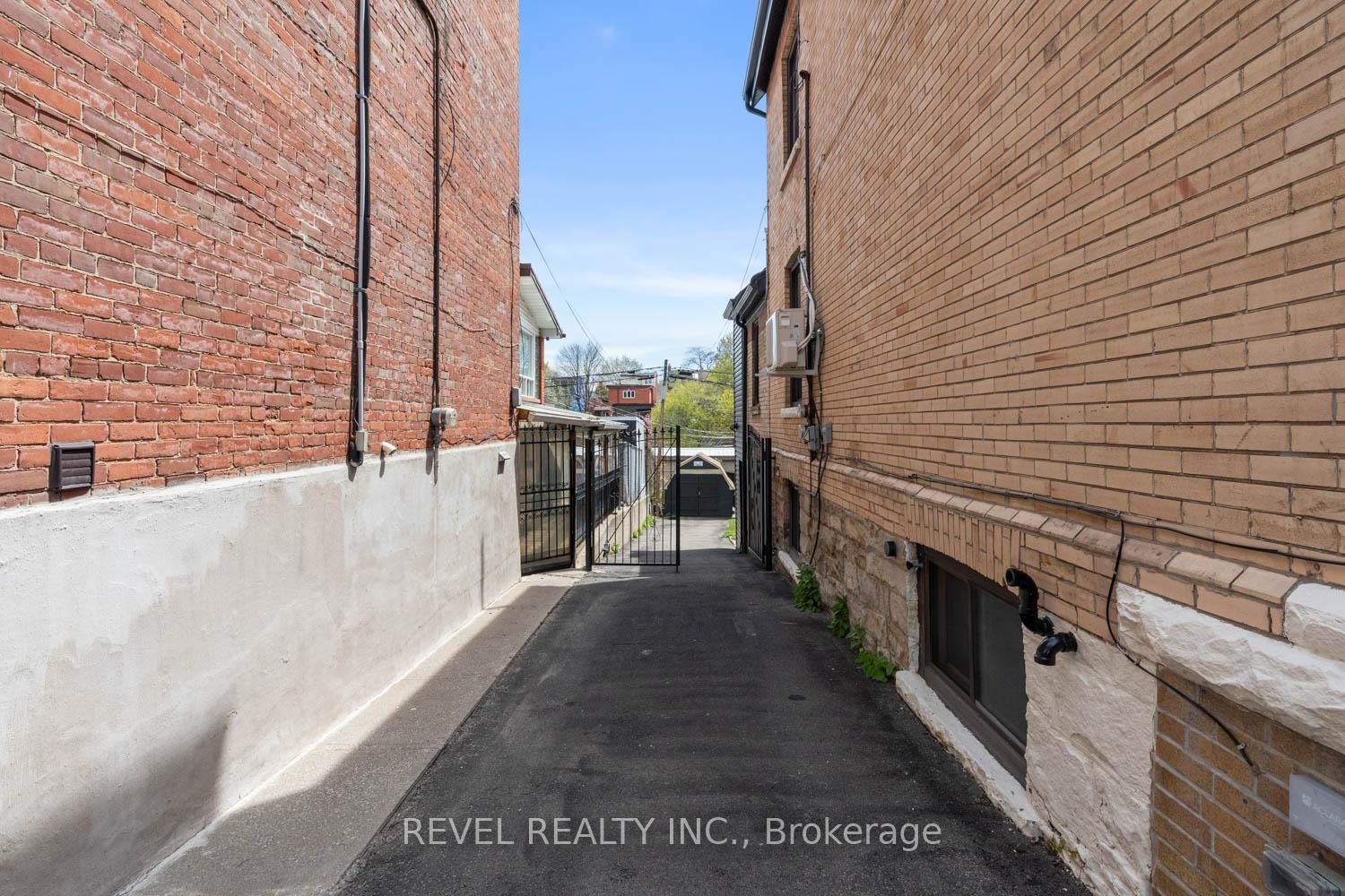 29 Shannon Street • Toronto, ON photo 41