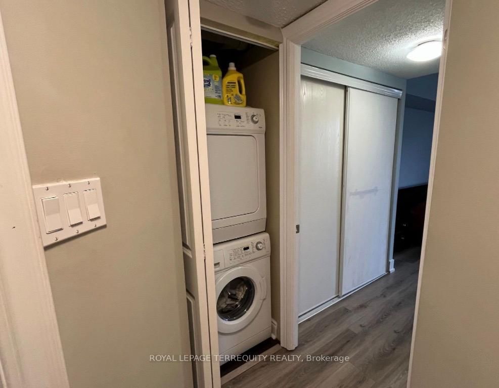 5795 Yonge Street, Unit 413