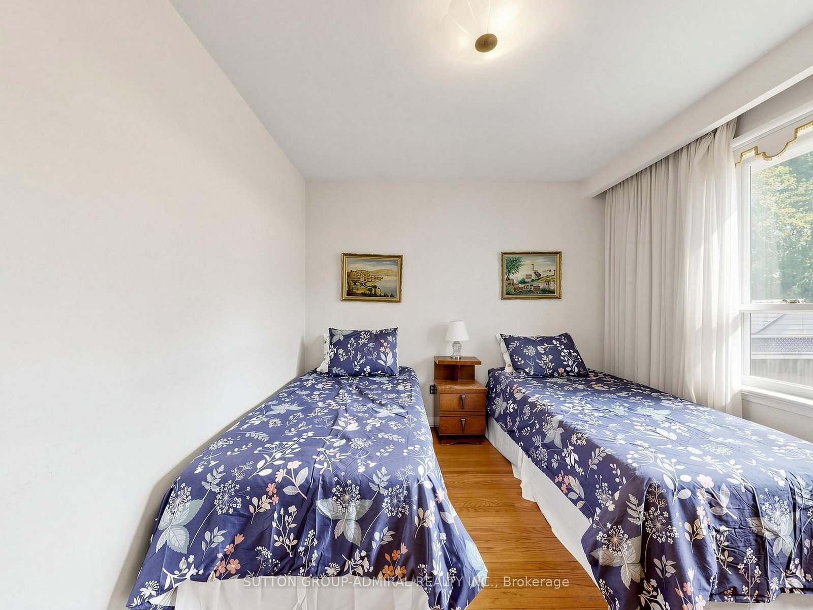 145 York Downs Drive • Toronto, ON photo 21