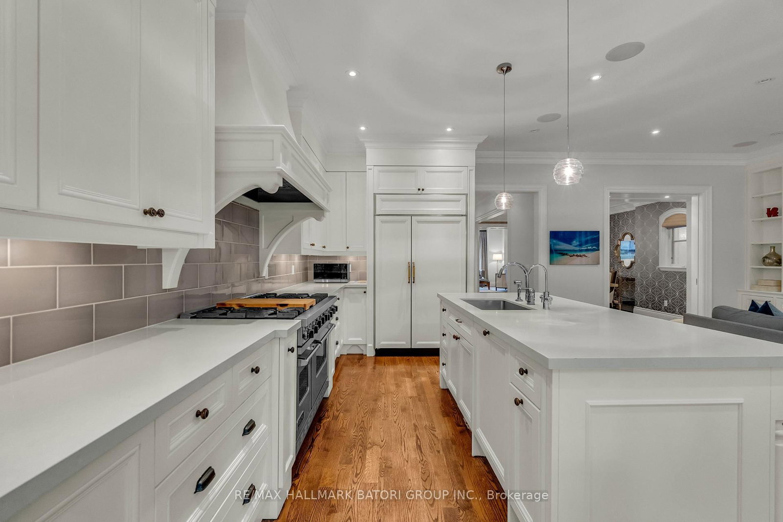 Listing Image 12