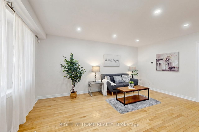337 Hollyberry Trail
