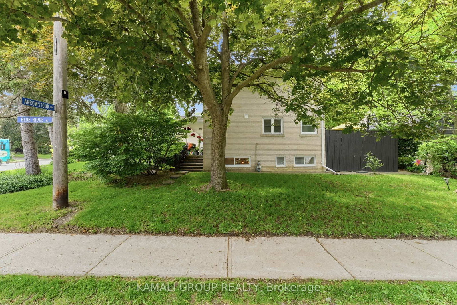 30 Blue Ridge Road, Toronto, ON, photo 3