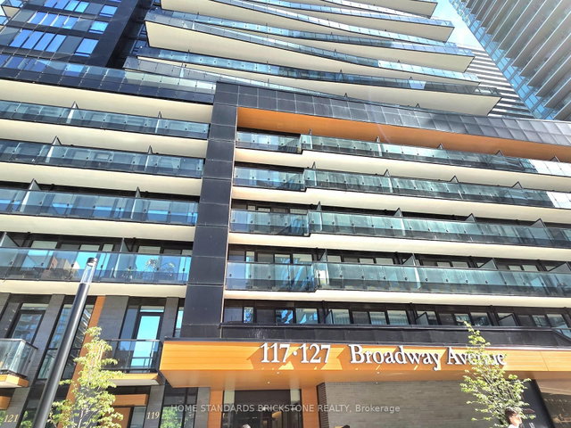 1705 - 117 Broadway Avenue