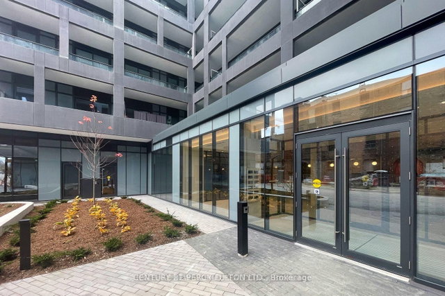 1215 - 9 Tecumseth Street