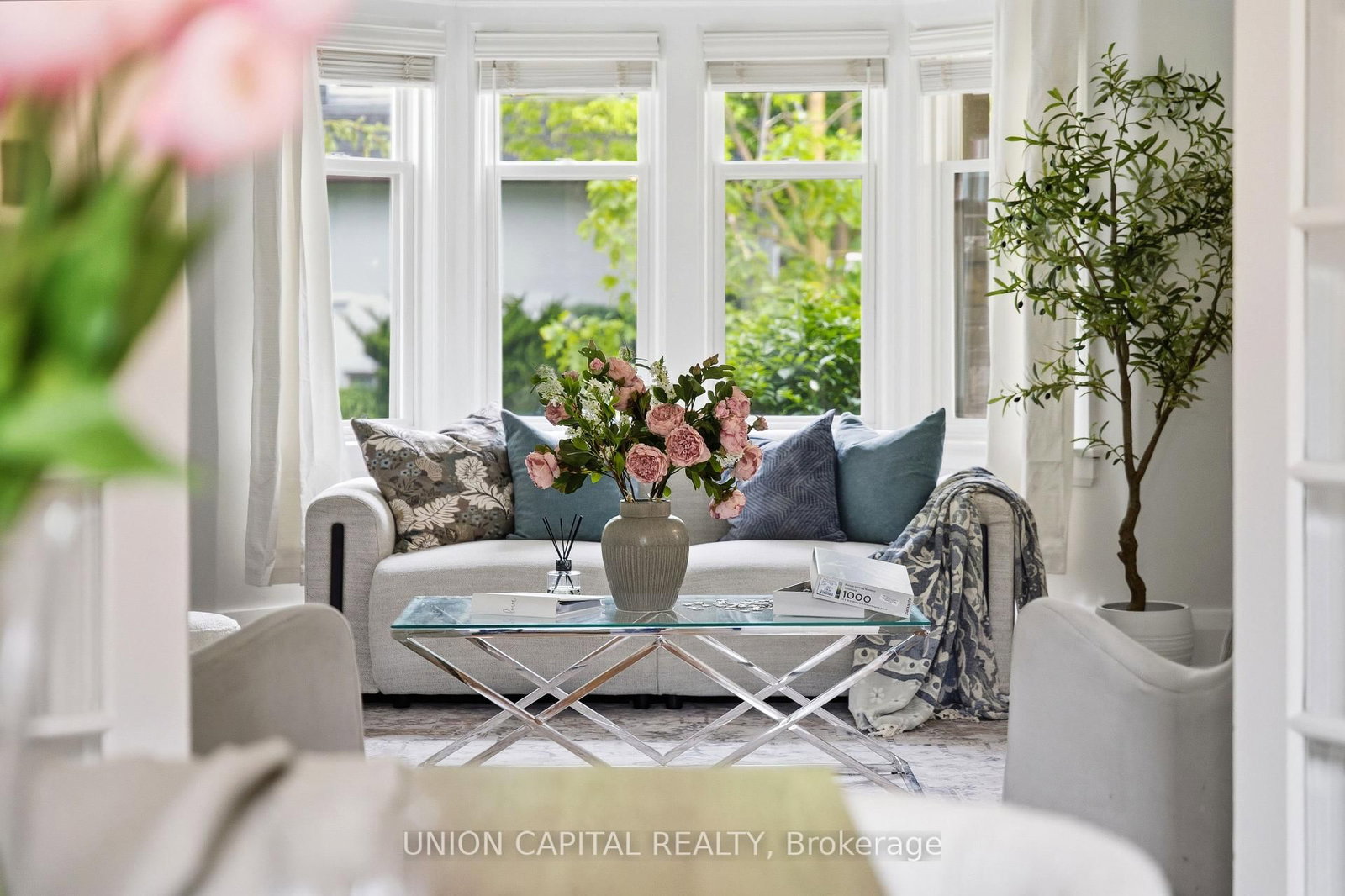 73 Florence Avenue • Toronto, ON photo 10