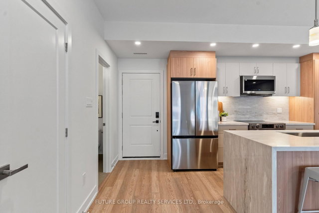 Unit 5 - 86 Kenwood Avenue