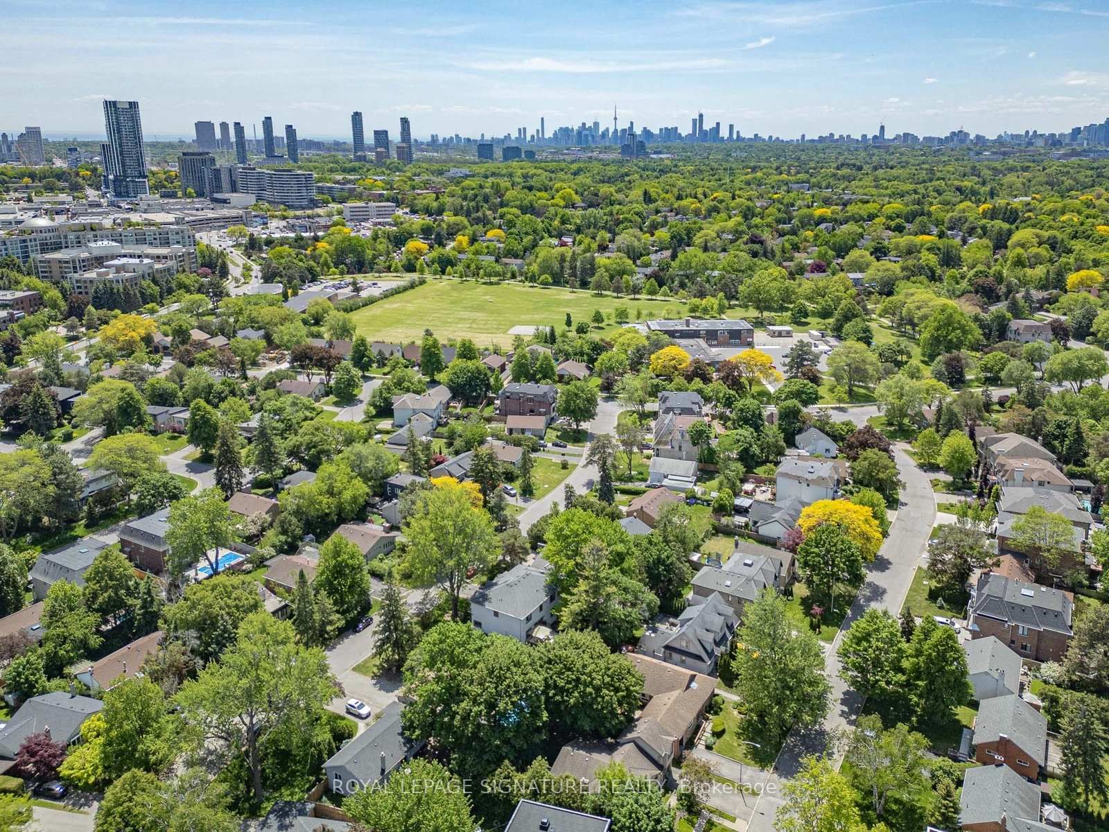 83 Berkinshaw Crescent • Toronto, ON photo 37